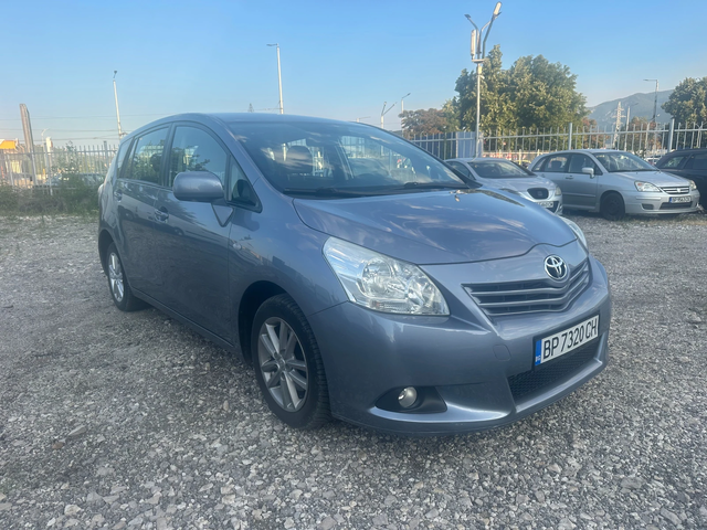 Toyota Verso 2.0D4D 126kc FACE - автомобили, коли, обяви за нови и употребявани 6