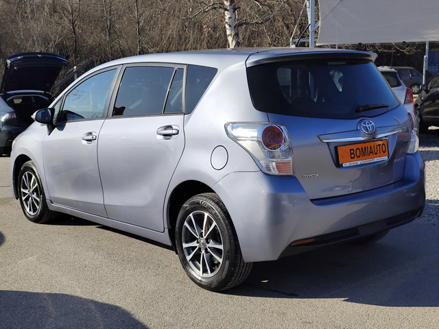 Toyota Verso 1.6VVT-i* FACE* 7 MECTA* EURO5B* NAVI* CAMERA* - автомобили, коли, обяви за нови и употребявани 4