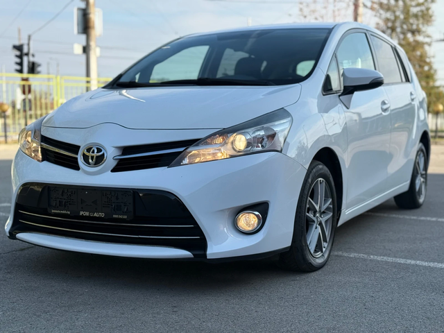 Toyota Verso 6скорости* КАМЕРА* АВТОПИЛОТ* КЛИМАТРОНИК* КСЕНОН - автомобили, коли, обяви за нови и употребявани 4