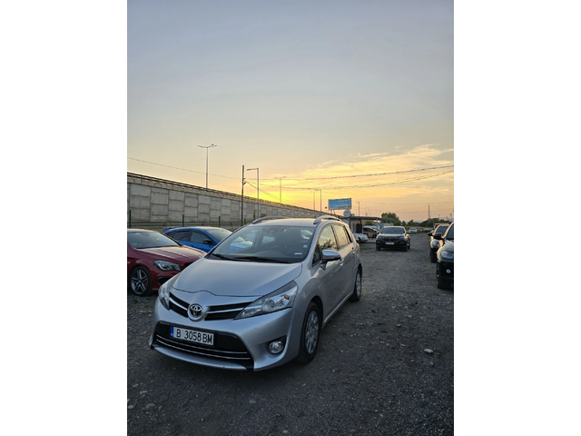 Toyota Verso - автомобили, коли, обяви за нови и употребявани 2