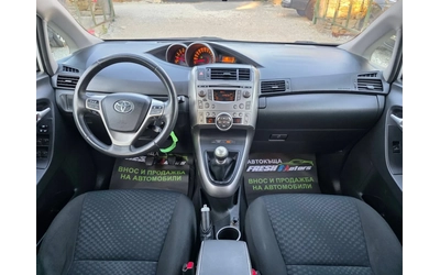 Toyota Verso 2.0D4D 126K.C. / КЛИМАТРОНИК / ТЕМПОМАТ / - автомобили, коли, обяви за нови и употребявани 6