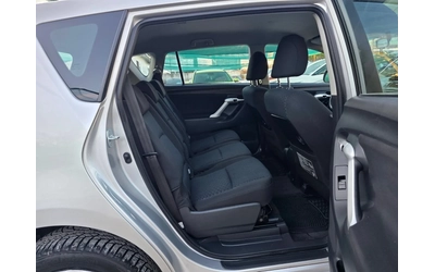 Toyota Verso 2.0D4D 126K.C. / КЛИМАТРОНИК / ТЕМПОМАТ / - автомобили, коли, обяви за нови и употребявани 9
