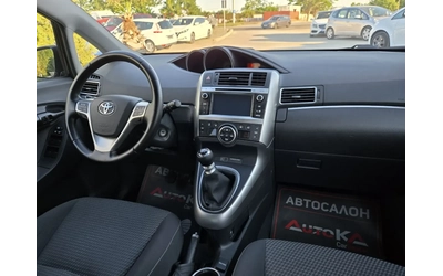 Toyota Verso 1.6D-4d-112кс= 6СКОРОСТИ= 173.000км= CAM= EURO 6B - автомобили, коли, обяви за нови и употребявани 12