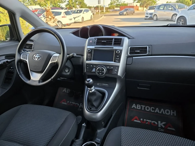 Toyota Verso 1.6D-4d-112кс= 6СКОРОСТИ= 173.000км= CAM= EURO 6B - автомобили, коли, обяви за нови и употребявани 12