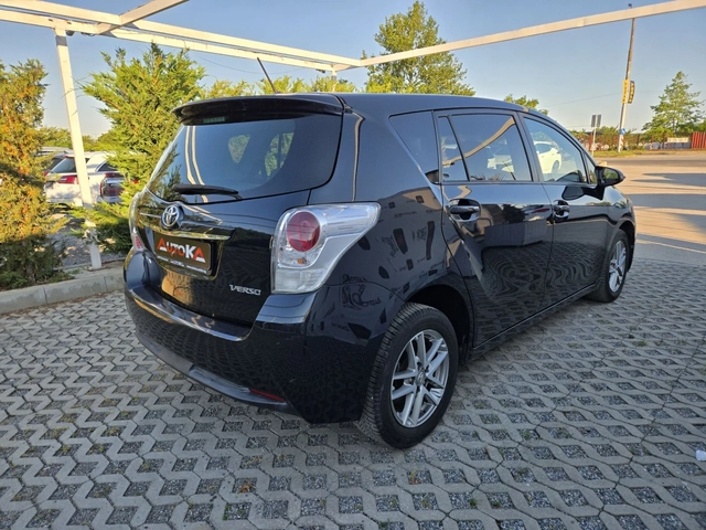 Toyota Verso 1.6D-4d-112кс= 6СКОРОСТИ= 173.000км= CAM= EURO 6B - автомобили, коли, обяви за нови и употребявани 2