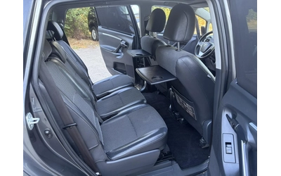 Toyota Verso 1.8 i FULL FULL - автомобили, коли, обяви за нови и употребявани 12