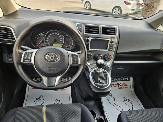 Toyota Verso S 1.3VVTI-99кс= 6СКОРОСТИ= КАМЕРА= 178.000km= EURO 5 - автомобили, коли, обяви за нови и употребявани 10