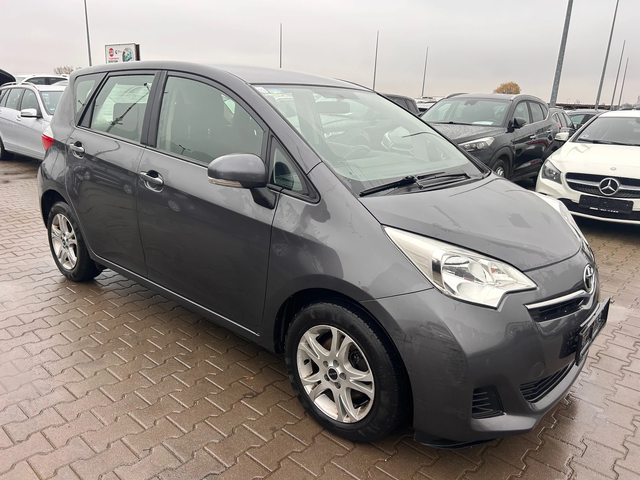 Toyota Verso S 1.4D-4D EURO 5 - автомобили, коли, обяви за нови и употребявани 3