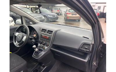 Toyota Verso S 1.4D-4D EURO 5 - автомобили, коли, обяви за нови и употребявани 9