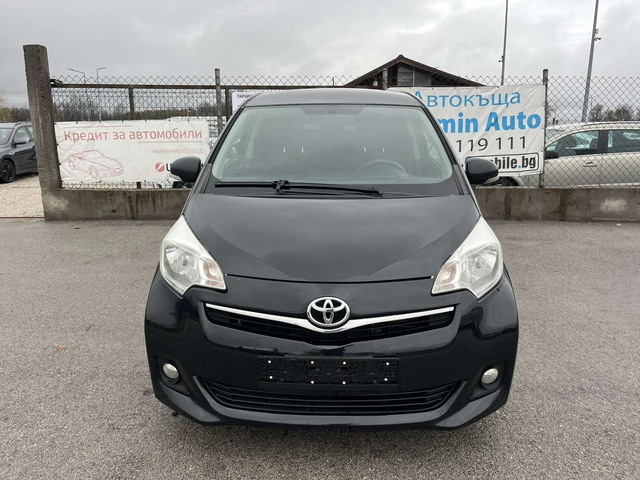 Toyota Verso S 1.4 D4D 90кс 6 СКОРОСТИ EURO 5A КЛИМАТРОНИК - автомобили, коли, обяви за нови и употребявани 1