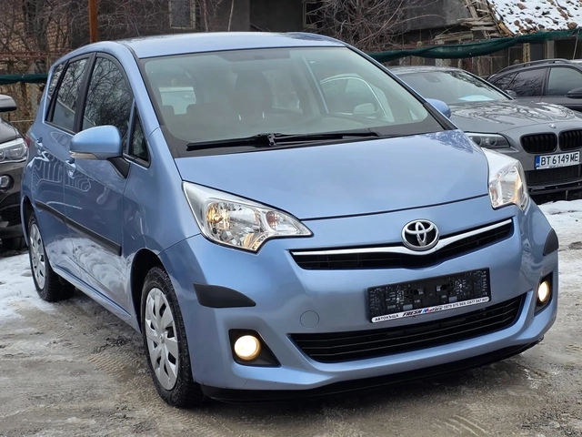 Toyota Verso S 1.33VVTI 99K.C. / НАВИГАЦИЯ / КАМЕРА / ЕВРО 5 - автомобили, коли, обяви за нови и употребявани 1
