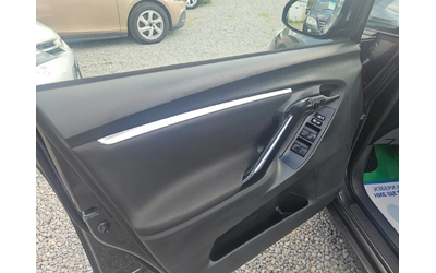 Toyota Verso Toyota Verso 1.6 D4D - автомобили, коли, обяви за нови и употребявани 10