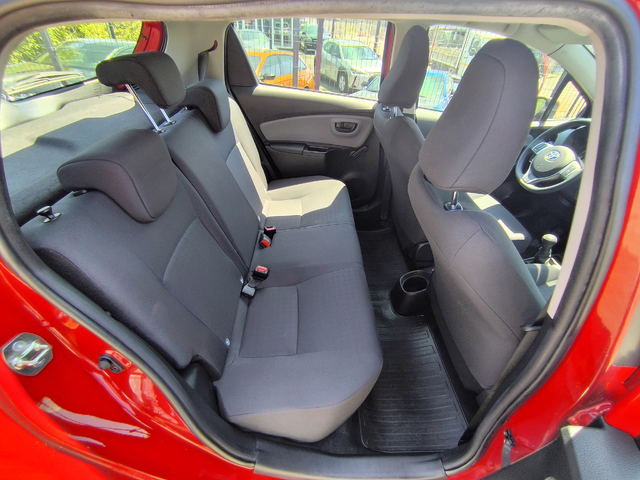 Toyota Yaris 1.0VVT-i - автомобили, коли, обяви за нови и употребявани 15