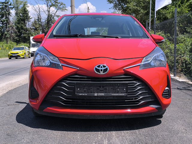 Toyota Yaris 1.0VVT-i - автомобили, коли, обяви за нови и употребявани 1