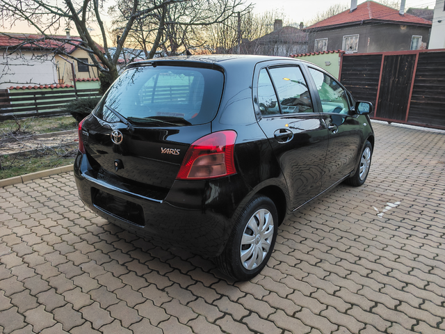 Toyota Yaris 1.3-газова уредба - автомобили, коли, обяви за нови и употребявани 3