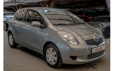 toyota-yaris-1-3-vvt-i-avtomatik - 1