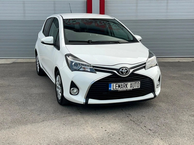 Toyota Yaris 1.4D-4D - автомобили, коли, обяви за нови и употребявани 1