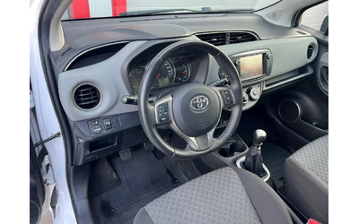Toyota Yaris 1.4D-4D - автомобили, коли, обяви за нови и употребявани 8