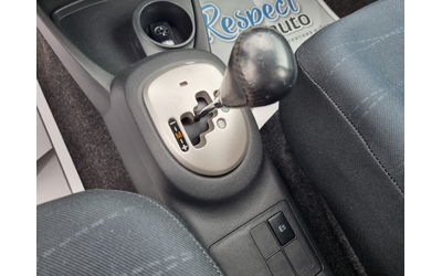 Toyota Yaris 1.4D4D-АВТОМАТИК - автомобили, коли, обяви за нови и употребявани 7