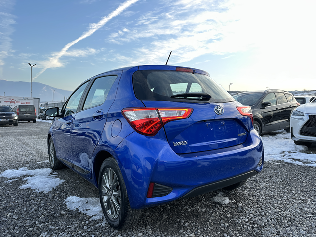 Toyota Yaris 1.5 Hybrid E6B FACE - автомобили, коли, обяви за нови и употребявани 3