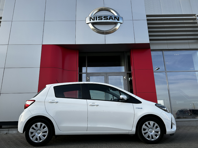 Toyota Yaris 1.5 VVT-i Automatic - автомобили, коли, обяви за нови и употребявани 1