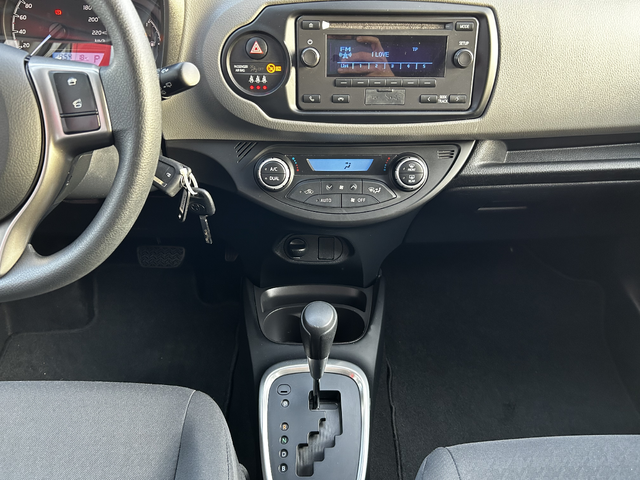 Toyota Yaris 1.5 VVT-i Automatic - автомобили, коли, обяви за нови и употребявани 5
