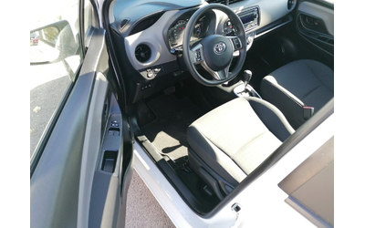 Toyota Yaris 1.5 VVT-i HYBRID - автомобили, коли, обяви за нови и употребявани 7