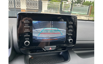 Toyota Yaris AUTOMAT 1.5i - автомобили, коли, обяви за нови и употребявани 7