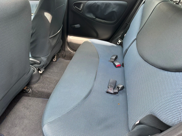 Toyota Yaris 1, 400d4d EURO4 - автомобили, коли, обяви за нови и употребявани 10