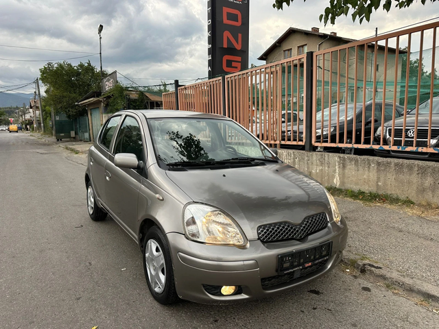 Toyota Yaris 1, 400d4d EURO4 - автомобили, коли, обяви за нови и употребявани 1