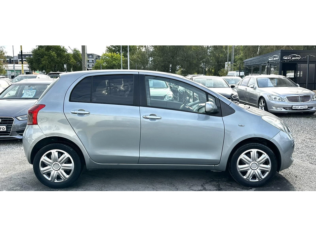 Toyota Yaris 1.3I-VVT 87HP 185, 000KM - автомобили, коли, обяви за нови и употребявани 3