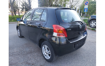 toyota-yaris - 4