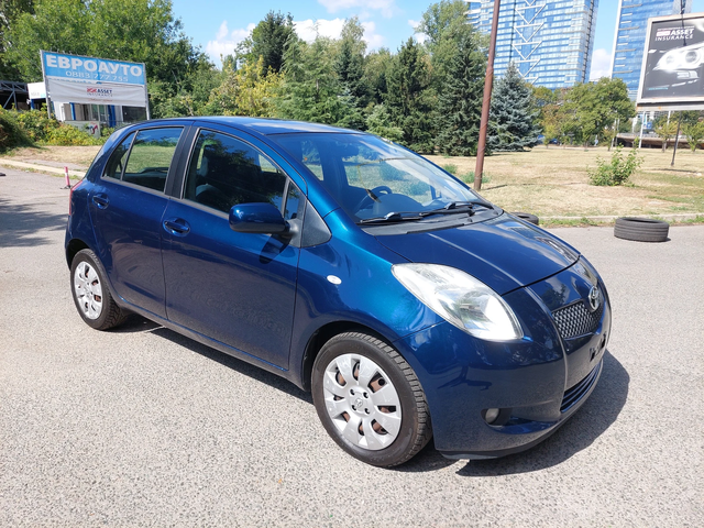 Toyota Yaris 1, 3i 87ps ITALY - автомобили, коли, обяви за нови и употребявани 0