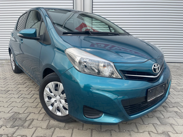 Toyota Yaris 1.0i 69к.с., нави, кам., мулти, клима, е5 - автомобили, коли, обяви за нови и употребявани 3