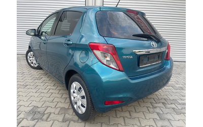 toyota-yaris - 5