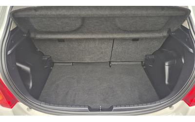 Toyota Yaris 1.4 диз. 90к.с. - автомобили, коли, обяви за нови и употребявани 15