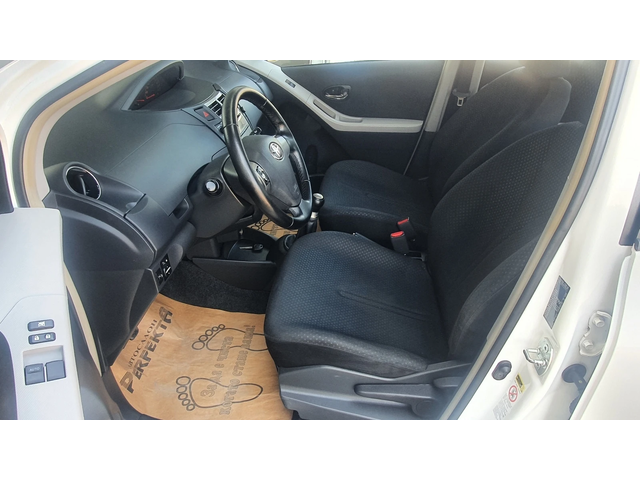 Toyota Yaris 1.0 бензин 69к.с. - автомобили, коли, обяви за нови и употребявани 11