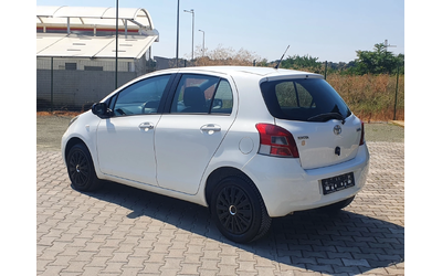 Toyota Yaris 1.0 бензин 69к.с. - автомобили, коли, обяви за нови и употребявани 9