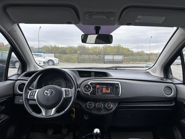 Toyota Yaris 1.4, Нов внос - автомобили, коли, обяви за нови и употребявани 11
