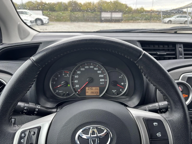 Toyota Yaris 1.4, Нов внос - автомобили, коли, обяви за нови и употребявани 13