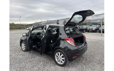 Toyota Yaris 1.4, Нов внос - автомобили, коли, обяви за нови и употребявани 6
