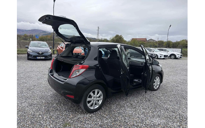 Toyota Yaris 1.4, Нов внос - автомобили, коли, обяви за нови и употребявани 7