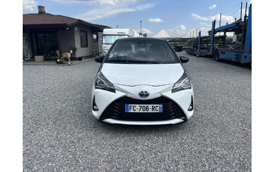 toyota-yaris - 0
