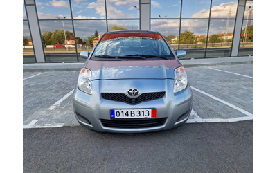 toyota-yaris - 0