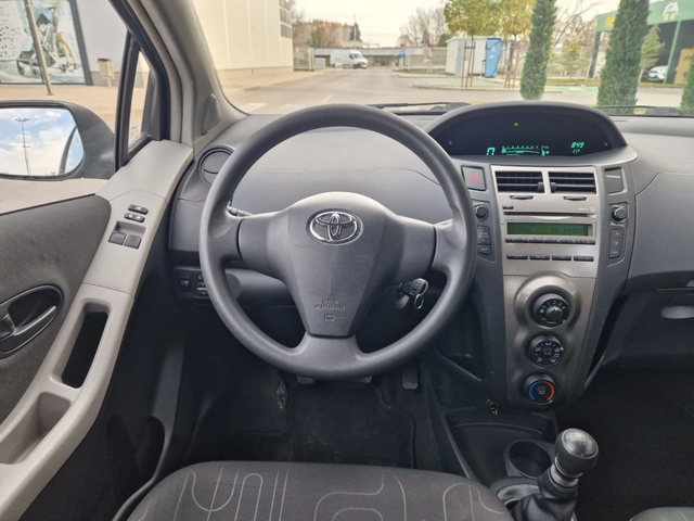 Toyota Yaris 1.33V-VT, ФЕЙСЛИФТ - автомобили, коли, обяви за нови и употребявани 13