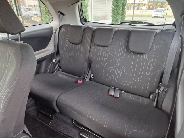Toyota Yaris 1.33V-VT, ФЕЙСЛИФТ - автомобили, коли, обяви за нови и употребявани 8