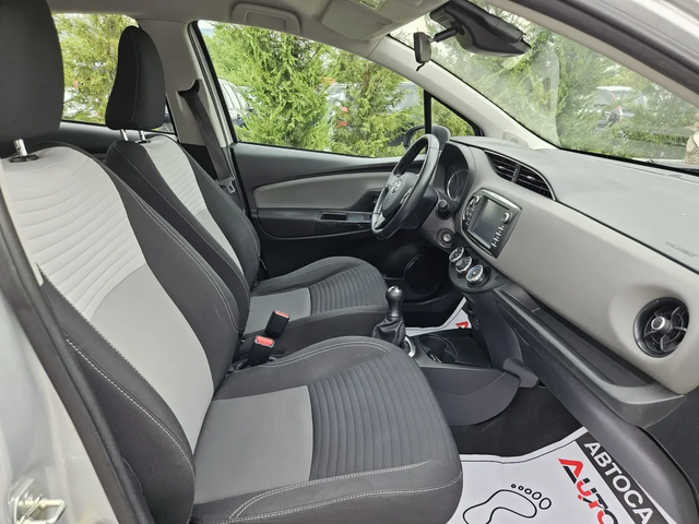 Toyota Yaris 1.0i-69kc= = LINE ASSIST= КАМЕРА= СЕРВИЗНА ИСТОРИЯ - автомобили, коли, обяви за нови и употребявани 14