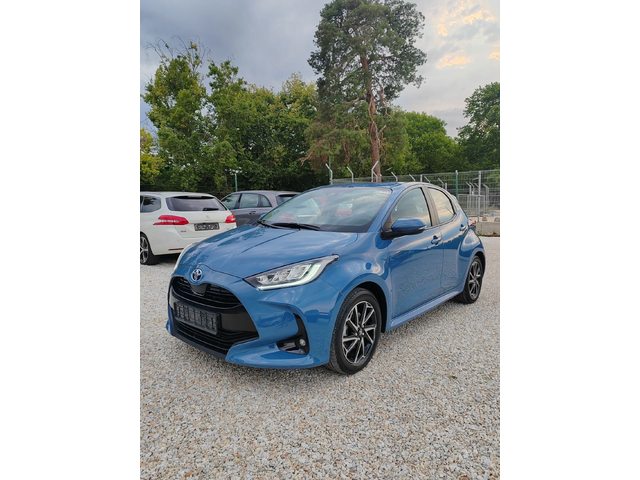 Toyota Yaris 1.5, 93к.с. ТОП FULL - автомобили, коли, обяви за нови и употребявани 0