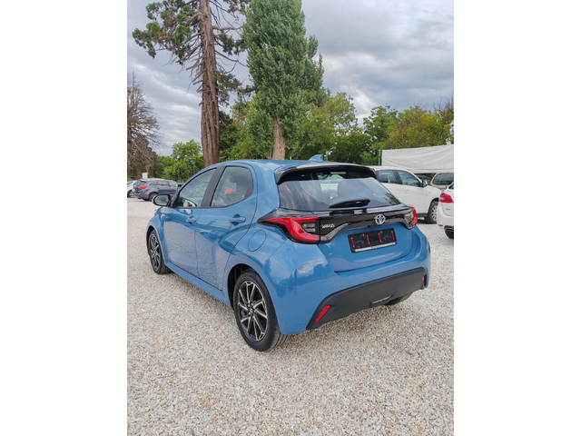Toyota Yaris 1.5, 93к.с. ТОП FULL - автомобили, коли, обяви за нови и употребявани 3