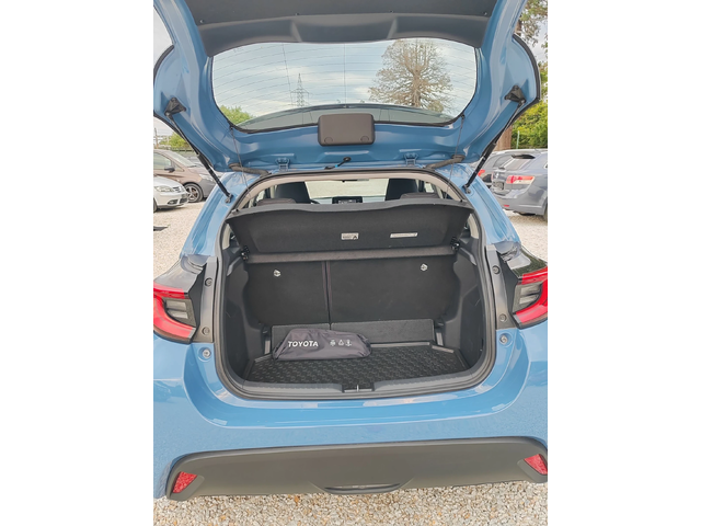 Toyota Yaris 1.5, 93к.с. ТОП FULL - автомобили, коли, обяви за нови и употребявани 6